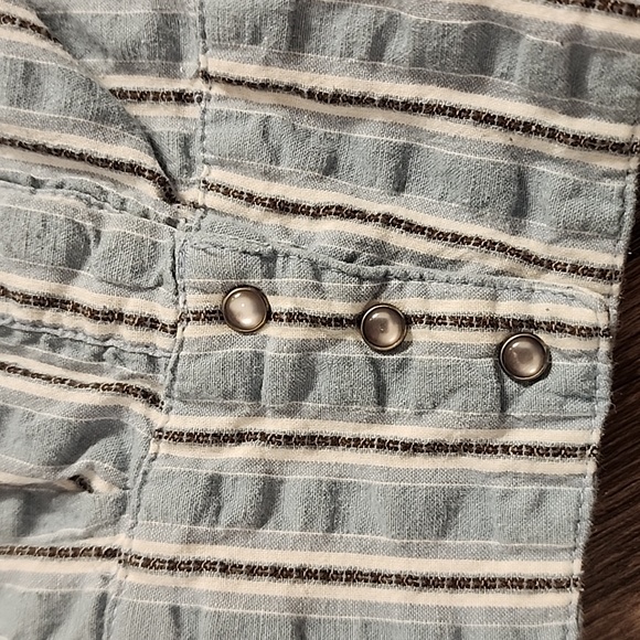📛5/$25 Columbia Pearl Snap Pinstripe Longsleeve Button Down - Picture 3 of 8
